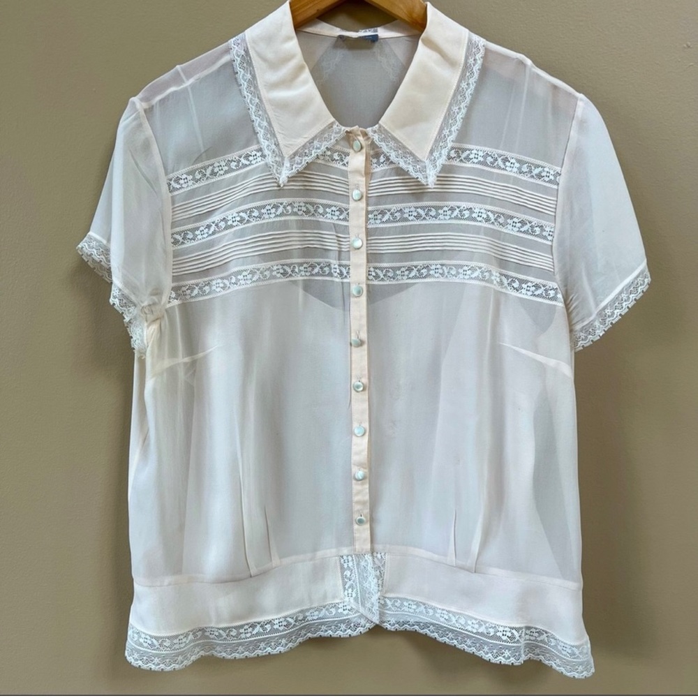Ann Taylor Ivory Silk Crepe and Lace Short Sleeve Collared Blouse Womens Size XL